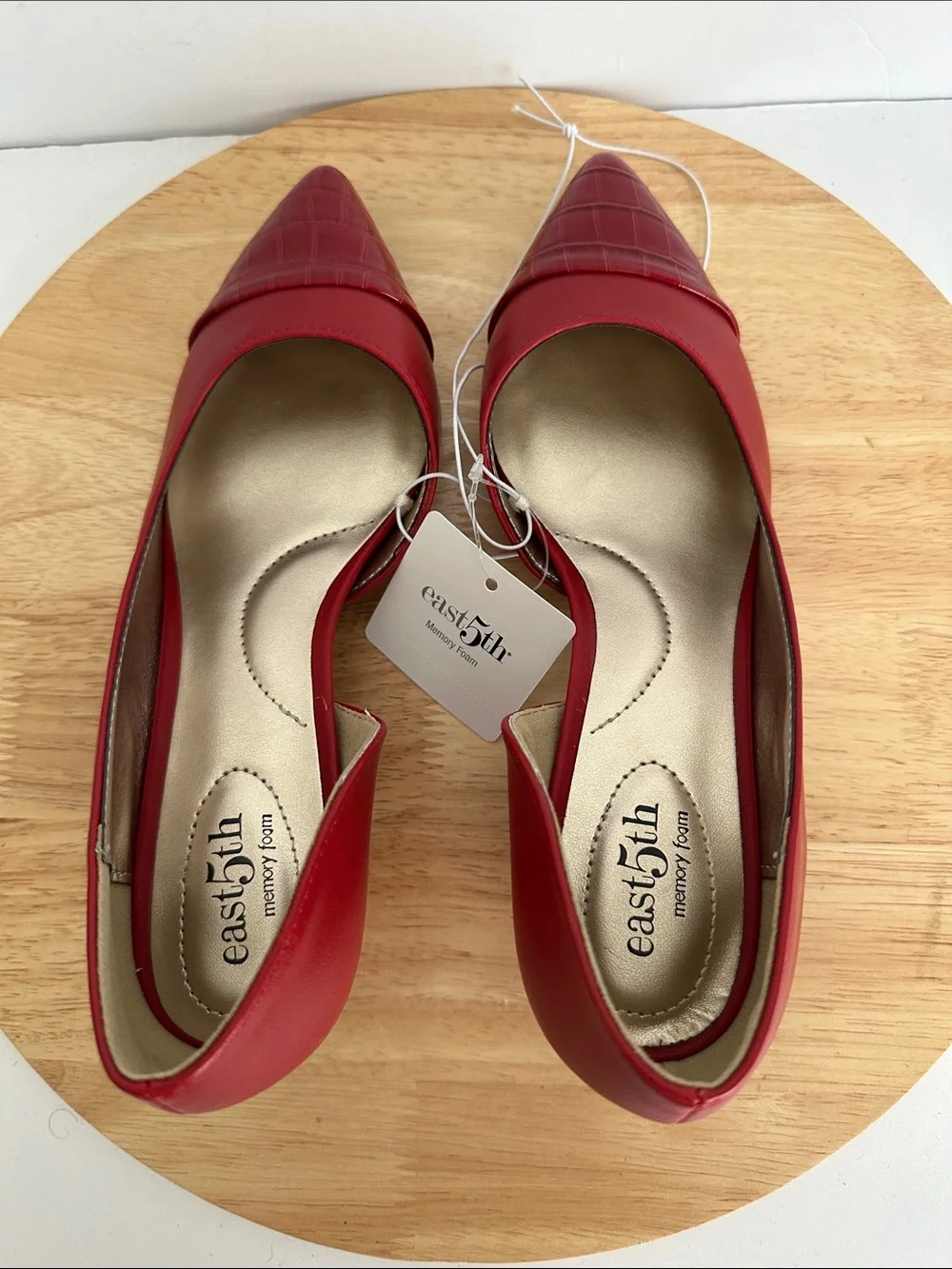 east 5th Dion Womens Pointed Closed Toe Kitten Heel Pumps